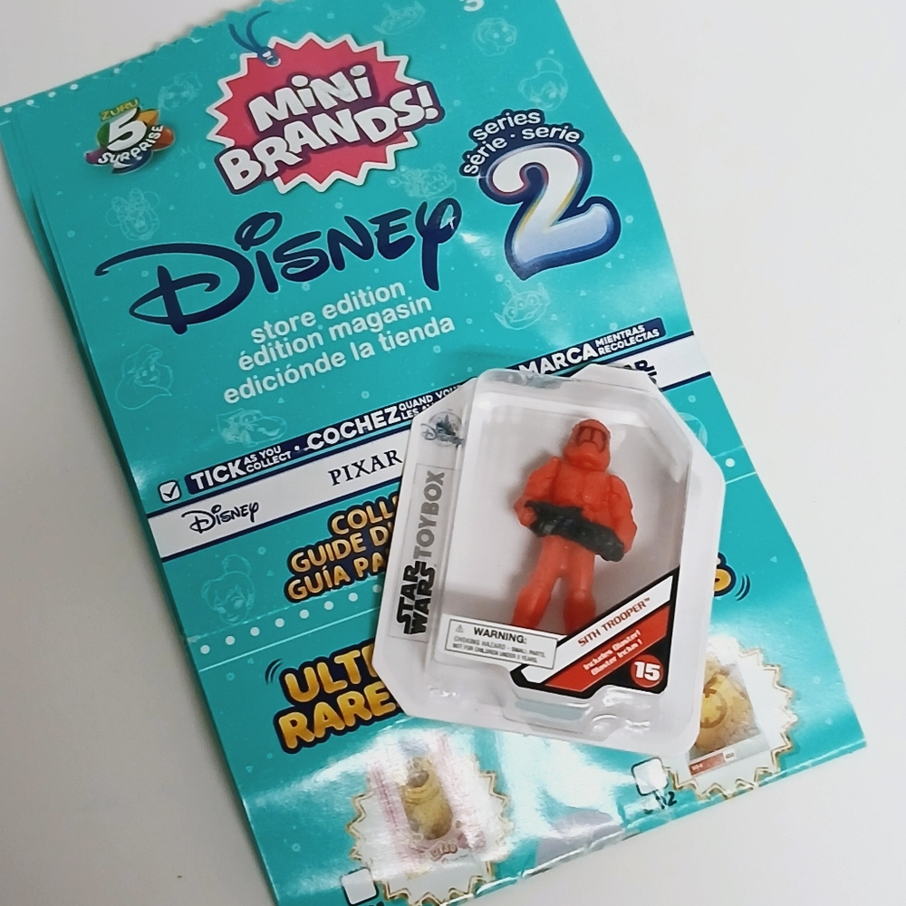 Zuru Mini Brands Disney Store Edition Series 2 Star Wars Red Storm Trooper